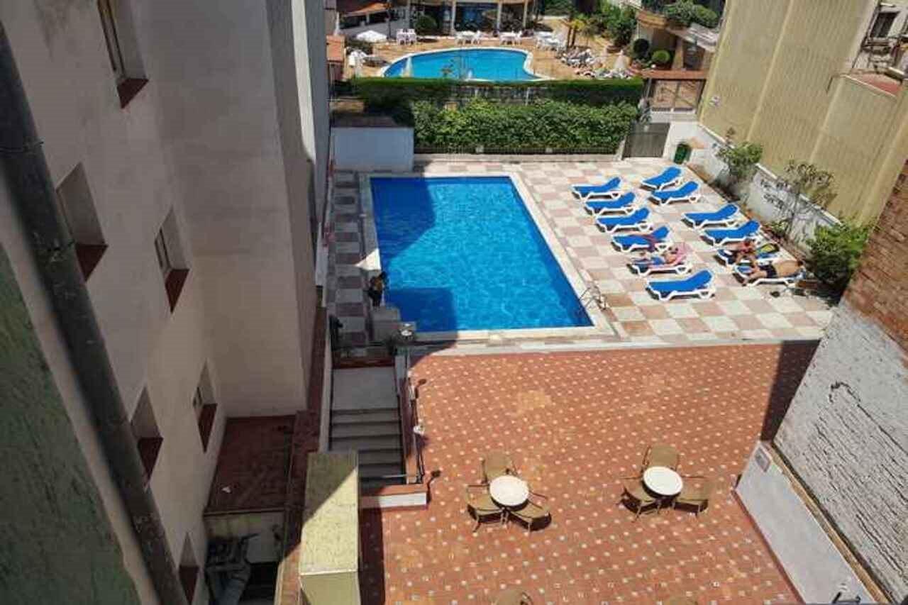 Castella Apartahotel Lloret de Mar