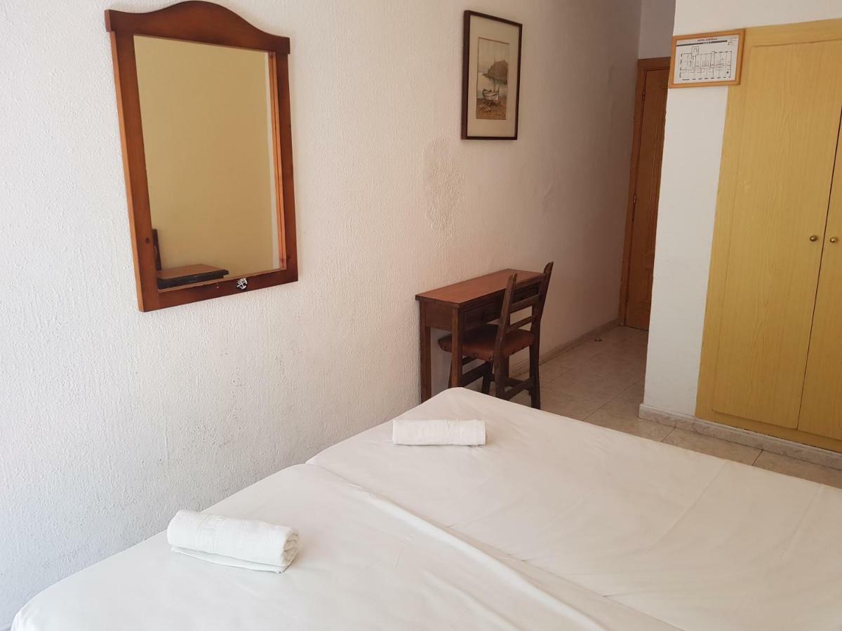 Castella Apartahotel *