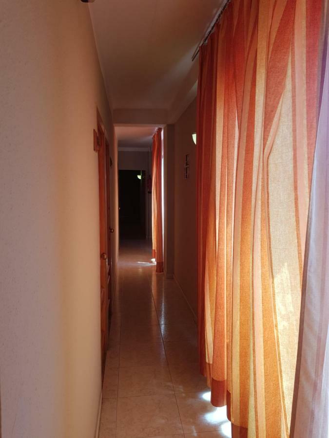 Castella Apartahotel *